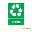 Logo de recyclage vert avec INFINITY DESIGN